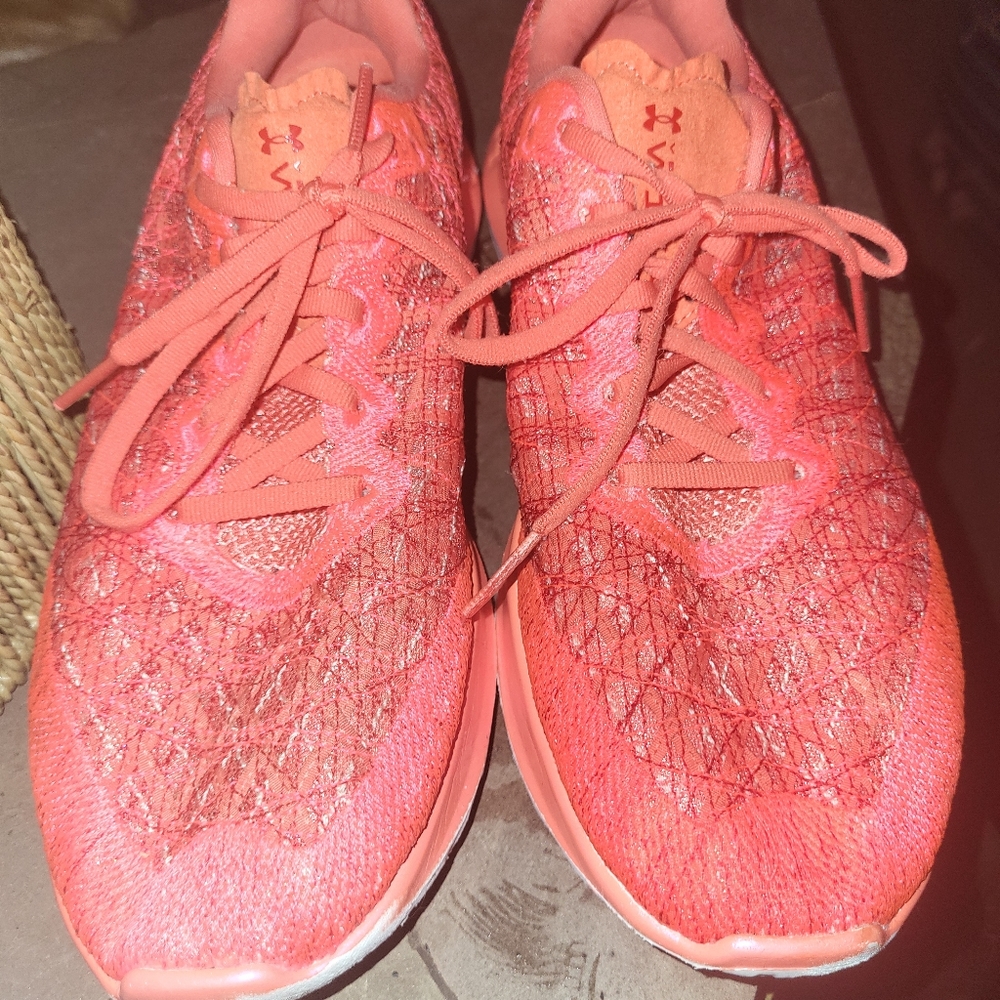 Under Armour FLOW Athletic Shoes - Picture 5 of 8